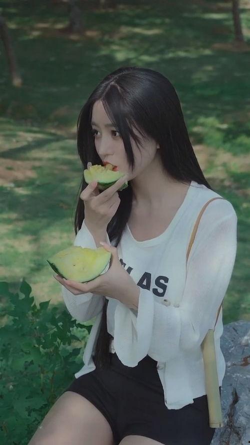 吃瓜网美女,揭秘网红们的幕后生活