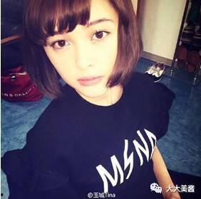 吃瓜网红模特视频下载,揭秘幕后花絮